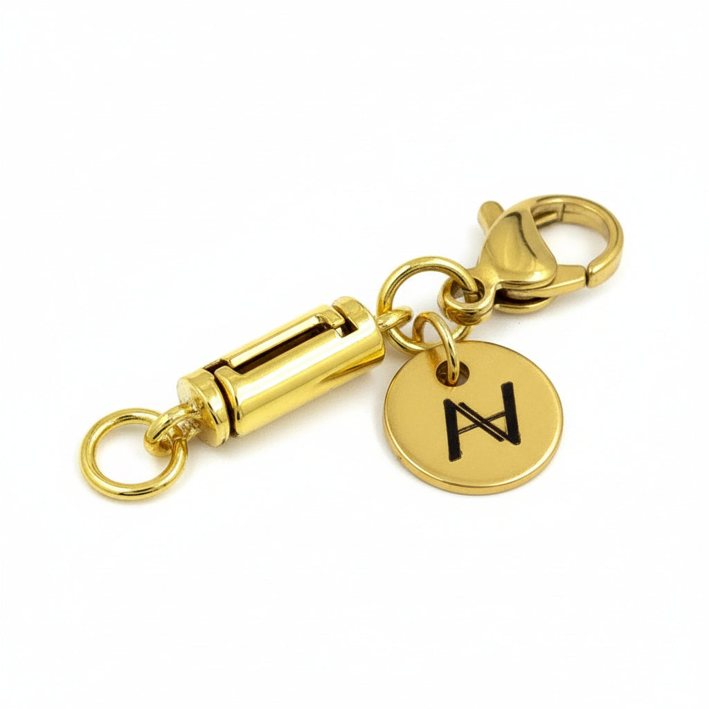 Small gold magnetic clasp connector