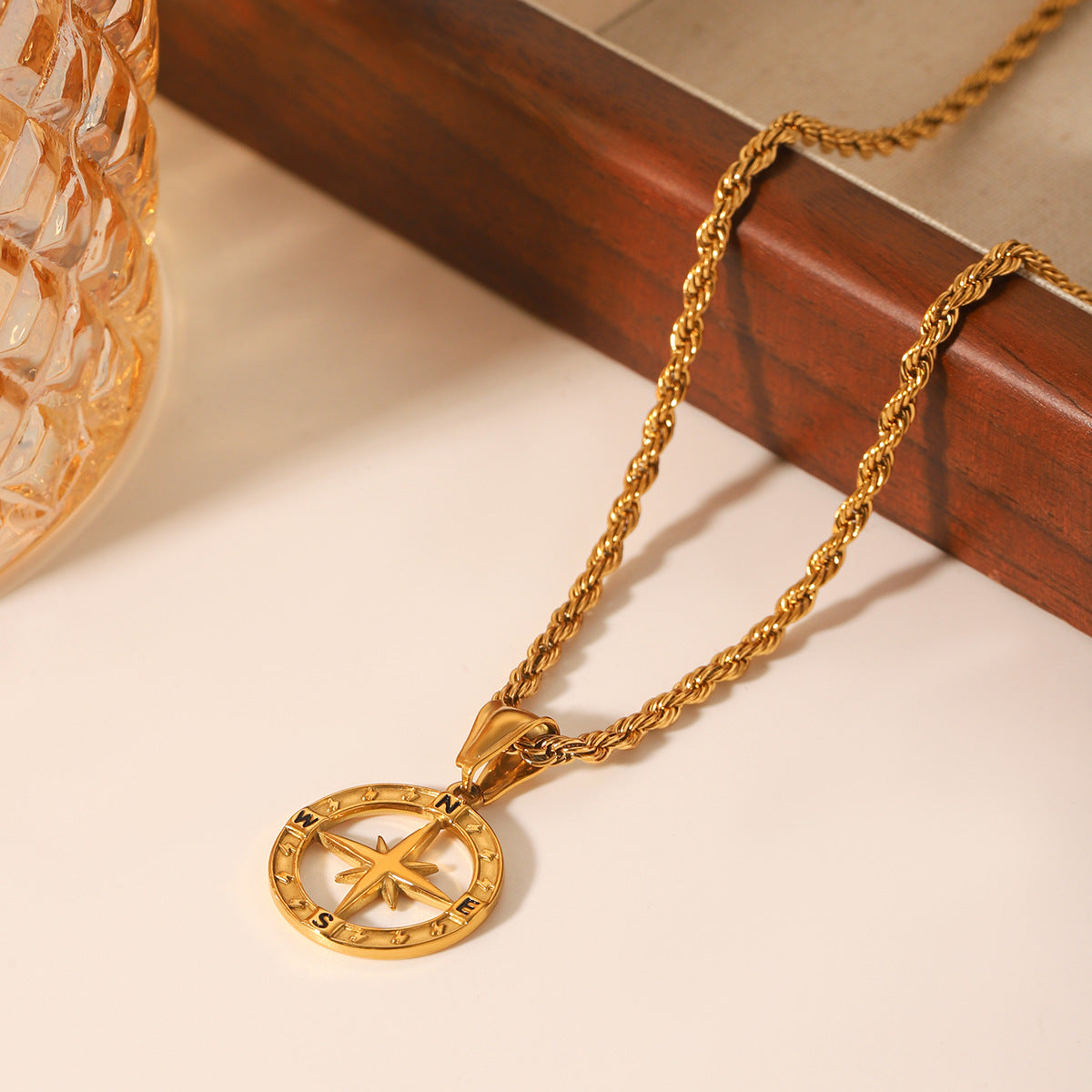 Compass Rose Necklace (Gold)