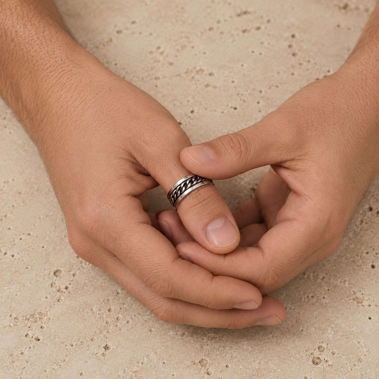 Titanium Cuban Link Spinner Ring (8MM)