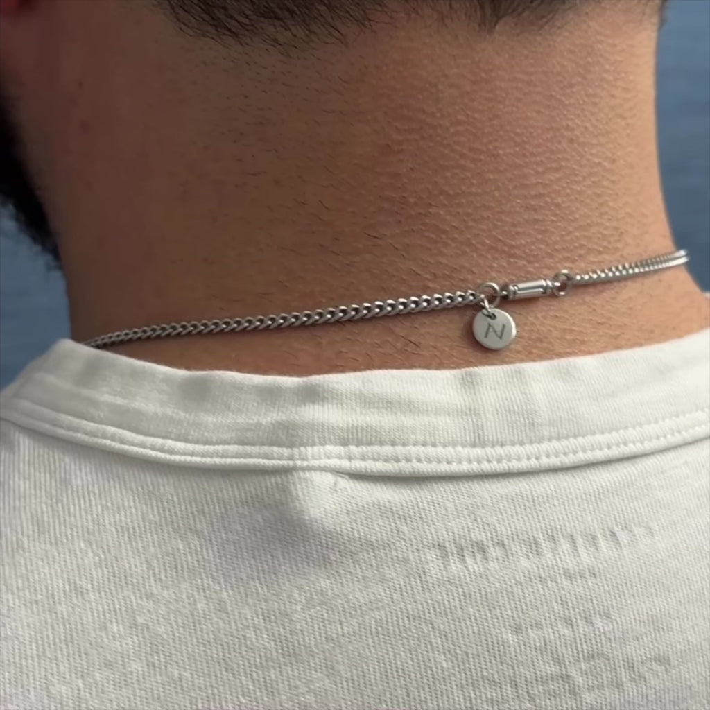 Compass Rose Necklace (Gold)